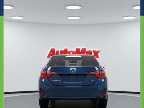Used 2018 Toyota Corolla LE FWD image 5