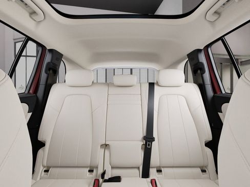 New 2026 Mercedes-Benz GLB 250 GLB 250 image 44