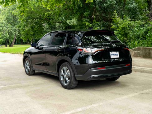 Used 2026 Honda HR-V LX image 7