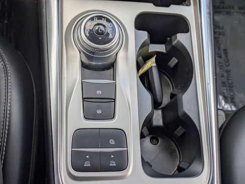 Used 2022 Ford Explorer XLT w/ Equipment Group 202A image 21