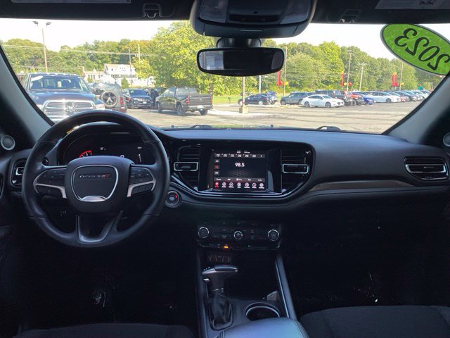 Used 2023 Dodge Durango SXT w/ SXT Blacktop Group AWD/4WD image 12