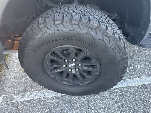 Used 2023 Ford F150 Raptor image 3