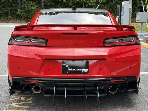 Used 2016 Chevrolet Camaro SS RWD image 6