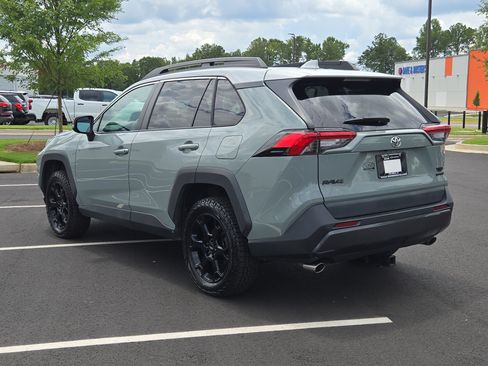 Used 2021 Toyota RAV4 TRD Off-Road AWD/4WD image 11