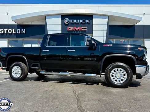 Used 2024 Chevrolet Silverado 2500 LTZ w/ LTZ Plus Package image 1