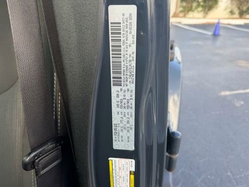 Used 2016 Jeep Wrangler Unlimited Sahara w/ Connectivity Group AWD/4WD image 17