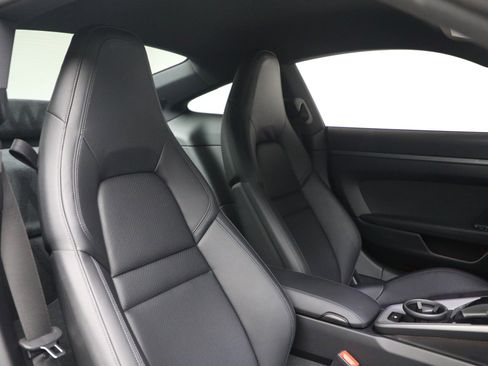 Used 2025 Porsche 911 Carrera RWD image 22