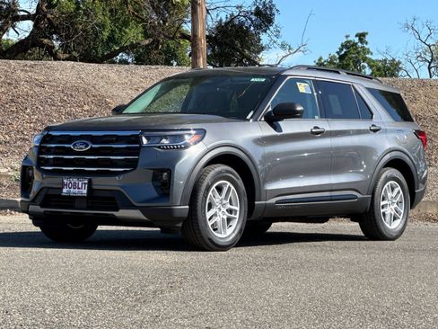 New 2026 Ford Explorer Active w/ Active Comfort Package RWD image 7