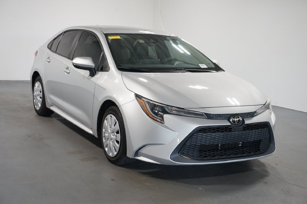 Certified 2021 Toyota Corolla LE FWD image 3