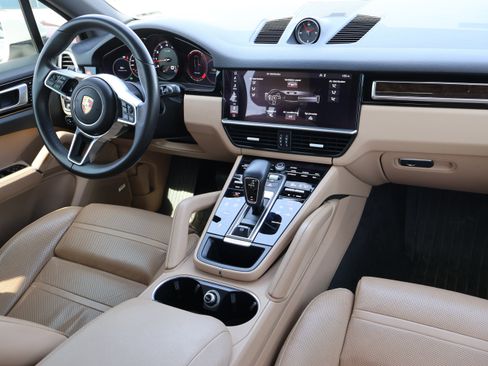 Used 2019 Porsche Cayenne SUV AWD image 14