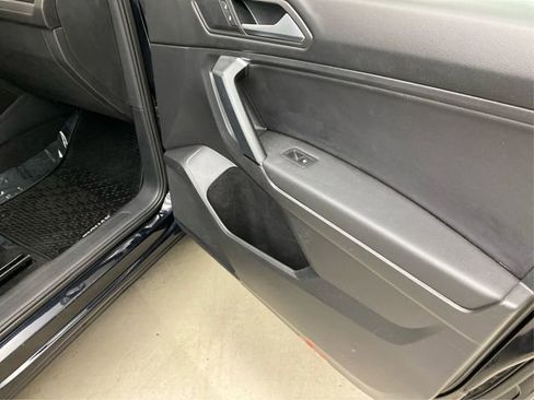Used 2019 Volkswagen Tiguan SE image 25