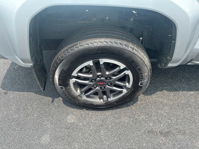 Used 2024 Toyota Tacoma TRD Sport w/ TRD Sport Upgrade Package AWD/4WD image 21