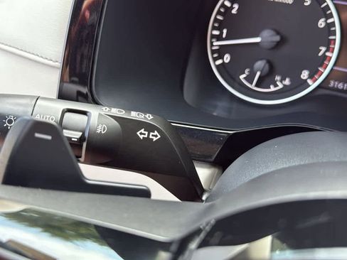 Certified 2023 Nissan Pathfinder SL image 26