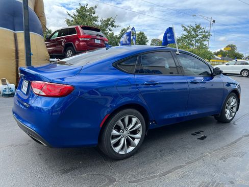 Used 2015 Chrysler 200 S image 6