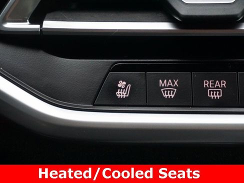 Used 2019 BMW X5 xDrive50i w/ M Sport Package image 9