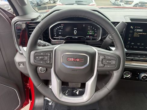 Used 2024 GMC Sierra 1500 Elevation AWD/4WD image 21