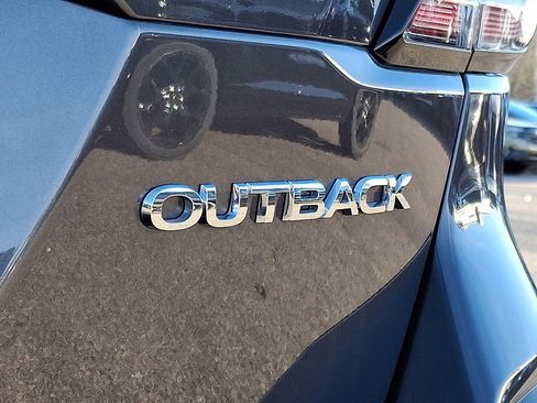 Certified 2025 Subaru Outback Limited image 36