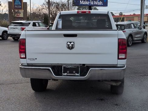 Used 2022 RAM 1500 Classic SLT image 4