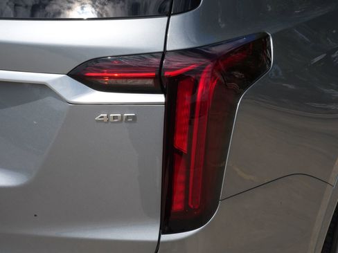Certified 2024 Cadillac XT6 Premium Luxury FWD image 23
