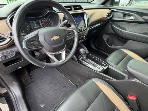 Used 2021 Chevrolet TrailBlazer ACTIV w/ Sun and Liftgate Package AWD/4WD image 6