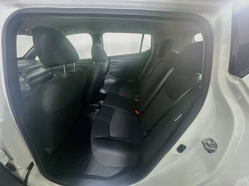 Used 2024 Nissan Leaf S FWD image 28