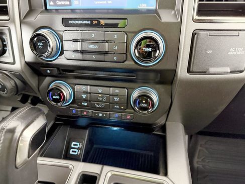 Used 2018 Ford F150 Raptor w/ Equipment Group 802A Luxury AWD/4WD image 70