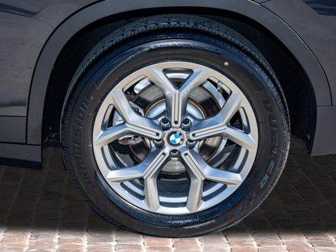 Used 2023 BMW X4 xDrive30i w/ Premium Package AWD/4WD image 41