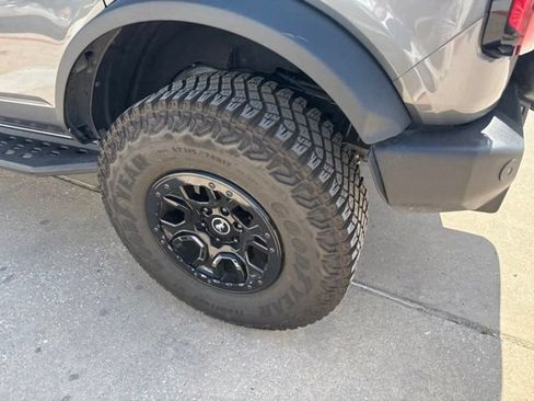 Used 2024 Ford Bronco Wildtrak AWD/4WD image 8