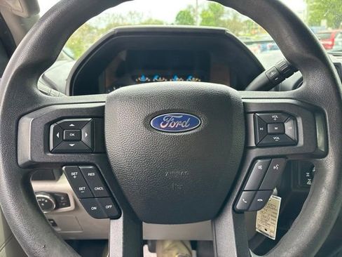 Used 2015 Ford F150 XL w/ Equipment Group 101A Mid AWD/4WD image 19