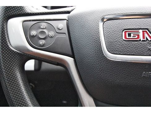 Used 2023 GMC Terrain SLE w/ Driver Convenience Package AWD/4WD image 18