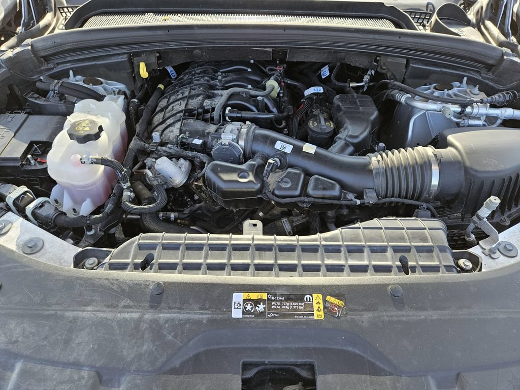 Used 2023 Jeep Grand Cherokee L Laredo AWD/4WD image 32