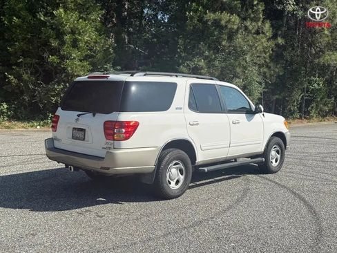 Used 2003 Toyota Sequoia SR5 image 6