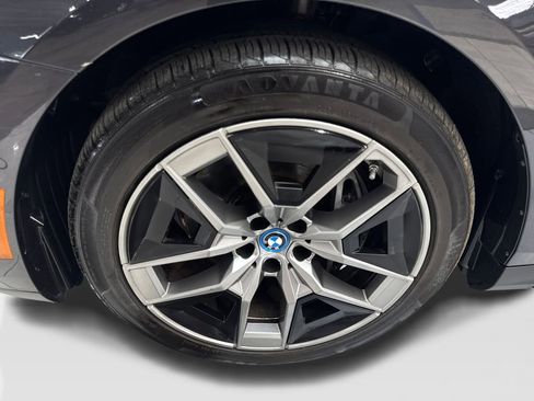 Used 2024 BMW i5 eDrive40i RWD image 84