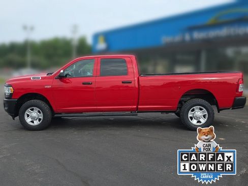 Used 2022 RAM 2500 Tradesman AWD/4WD image 3