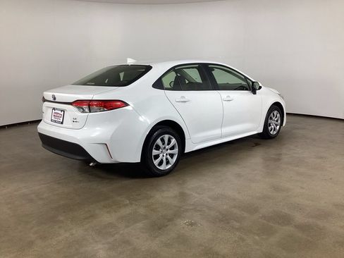 Used 2025 Toyota Corolla LE FWD image 8
