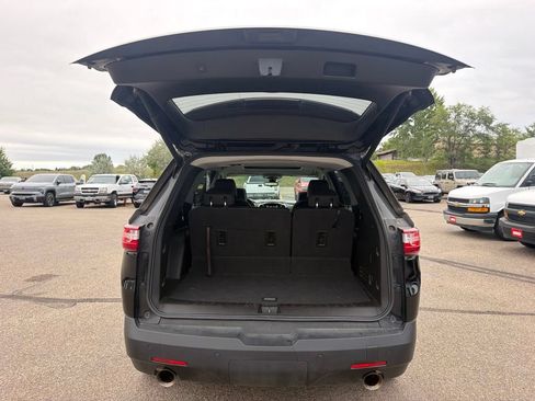 Used 2019 Chevrolet Traverse RS AWD/4WD image 33