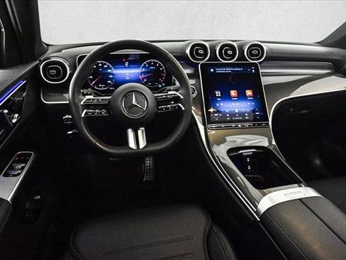 Certified 2025 Mercedes-Benz GLC 300 4MATIC image 19
