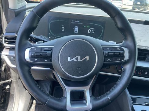 Certified 2023 Kia Sportage EX AWD/4WD image 16