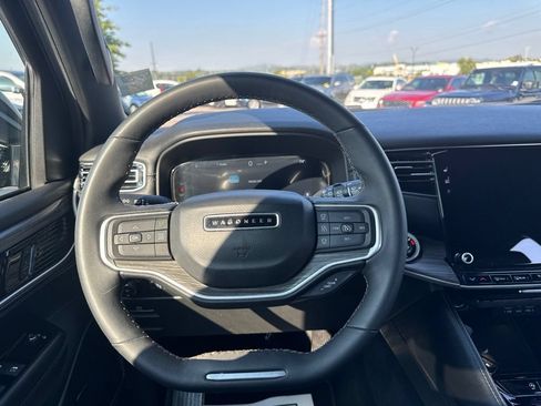 Used 2024 Jeep Wagoneer Series II AWD/4WD image 17