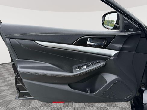 Used 2019 Nissan Maxima 3.5 SL w/ Floor Mat Group FWD image 18