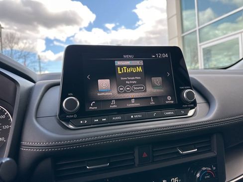 Used 2026 Nissan Rogue SV w/ SV Premium Package image 54