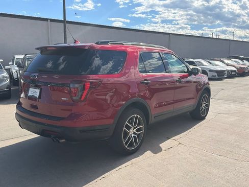 Used 2018 Ford Explorer Sport AWD/4WD image 5