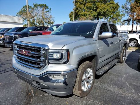 Used 2018 GMC Sierra 1500 SLT image 2