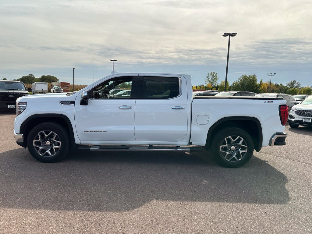 Used 2023 GMC Sierra 1500 SLT w/ SLT Premium Package AWD/4WD image 35