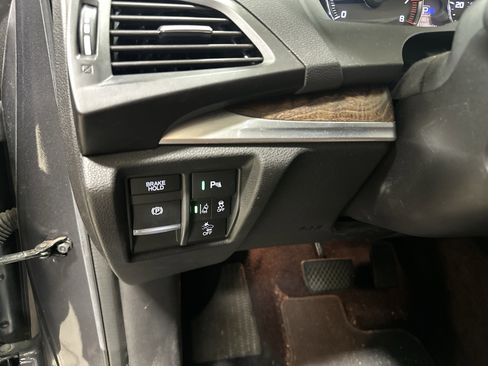 Used 2020 Acura MDX SH-AWD w/ Technology Package image 38