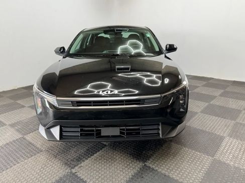Used 2025 Kia K4 FWD image 4