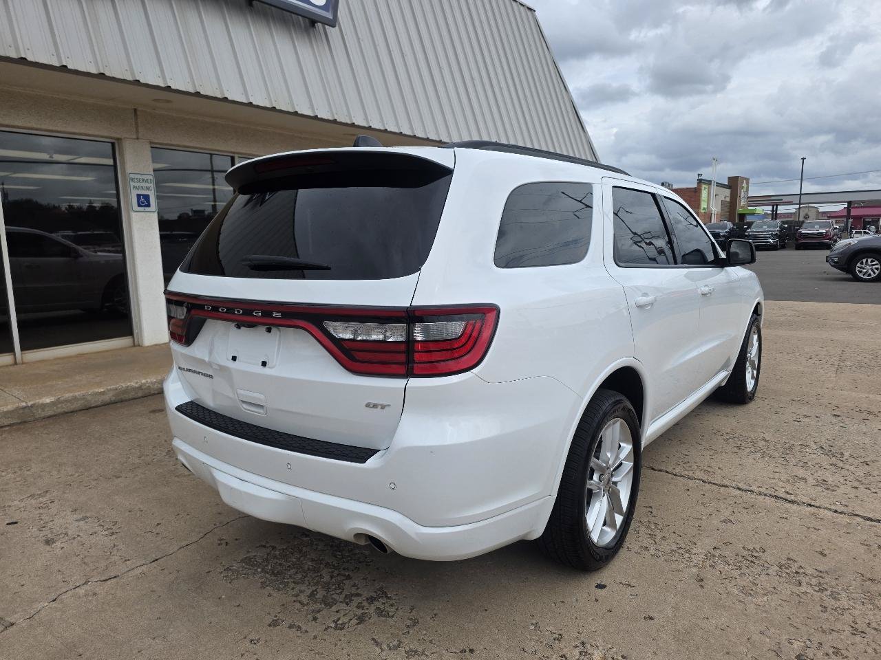Used 2024 Dodge Durango GT AWD/4WD image 8