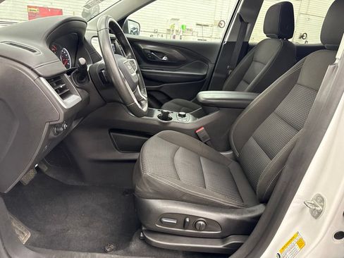 Used 2024 GMC Terrain SLE w/ Driver Convenience Package AWD/4WD image 9