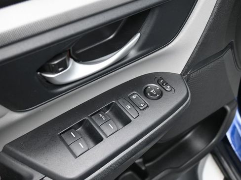 Used 2019 Honda CR-V LX image 19