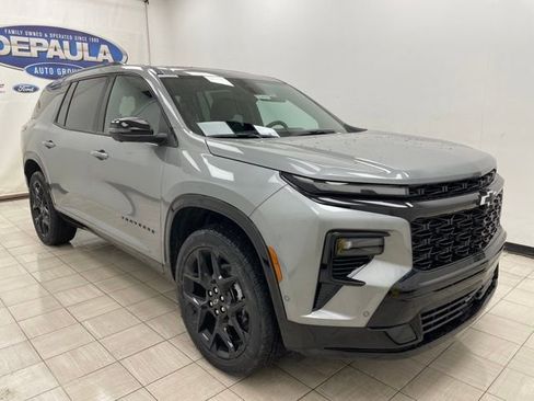 New 2026 Chevrolet Traverse RS w/ LPO, Floor Liner Package image 1